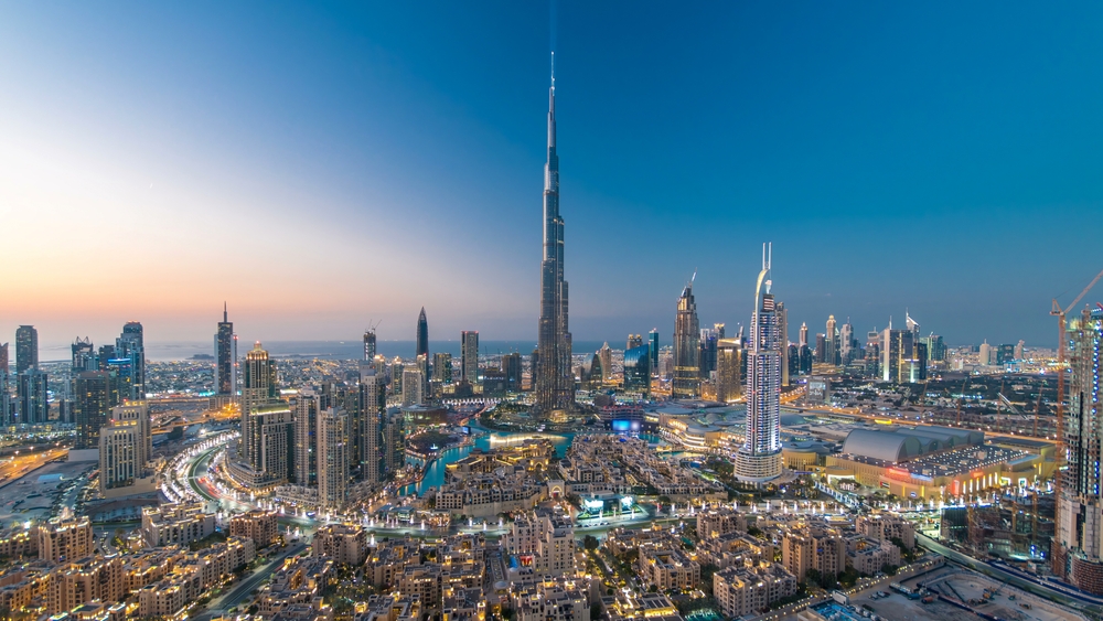 drone-strike-disrupts-dubai-flights-as-gulf-braces