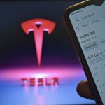 tesla-deepens-energy-push-with-lg-battery-deal