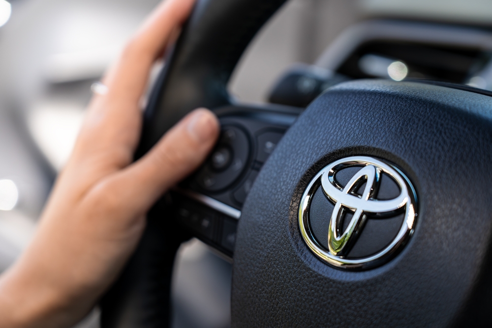 toyota-lifts-toyota-industries-offer-amid-activist-pressure