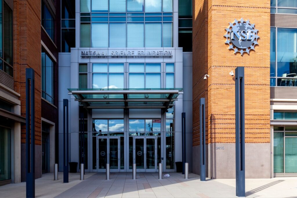 U.S.-Science-Board-Dismissals-Raise-Concerns