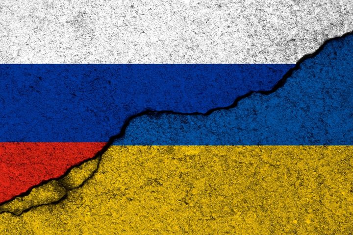 Russian Strikes Kill 18 Across Ukraine