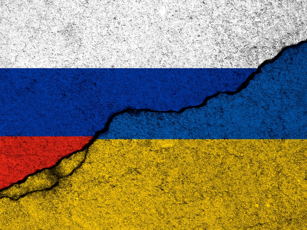 Russian Strikes Kill 18 Across Ukraine