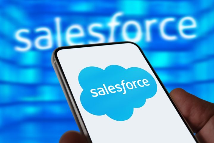 salesforce-cuts-more-jobs-amid-ai-push