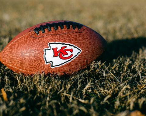 chiefs-reveal-renderings-for-$3b-kansas-dome
