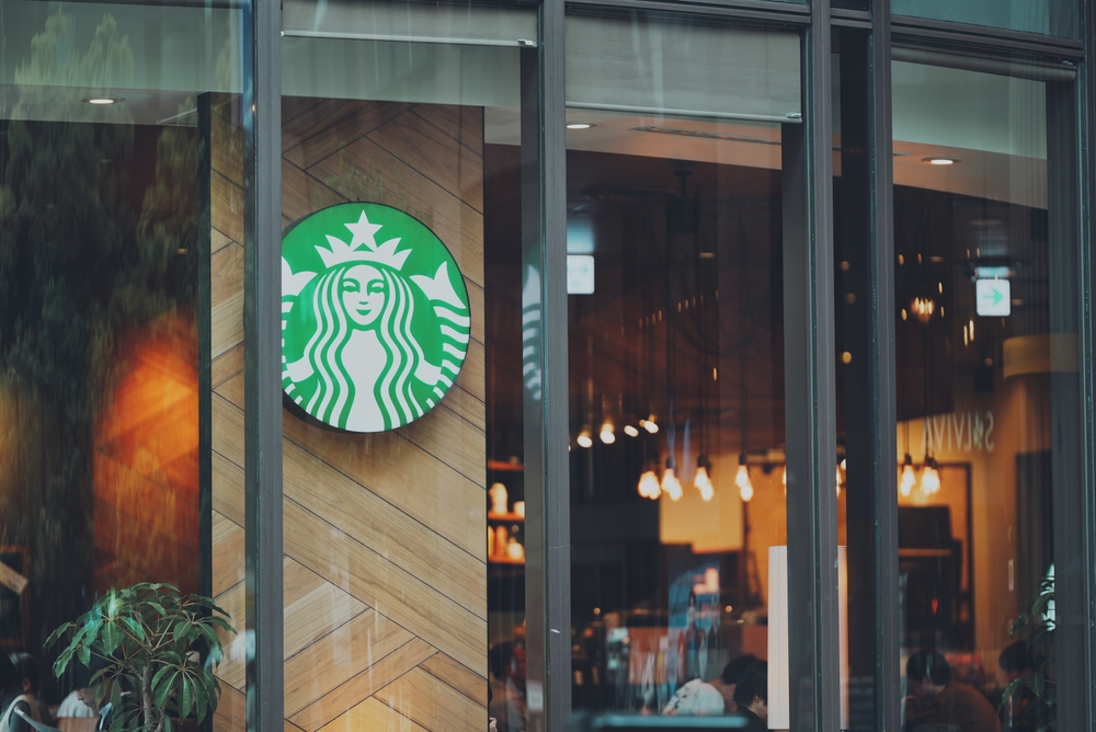 starbucks-cuts-200-corporate-jobs